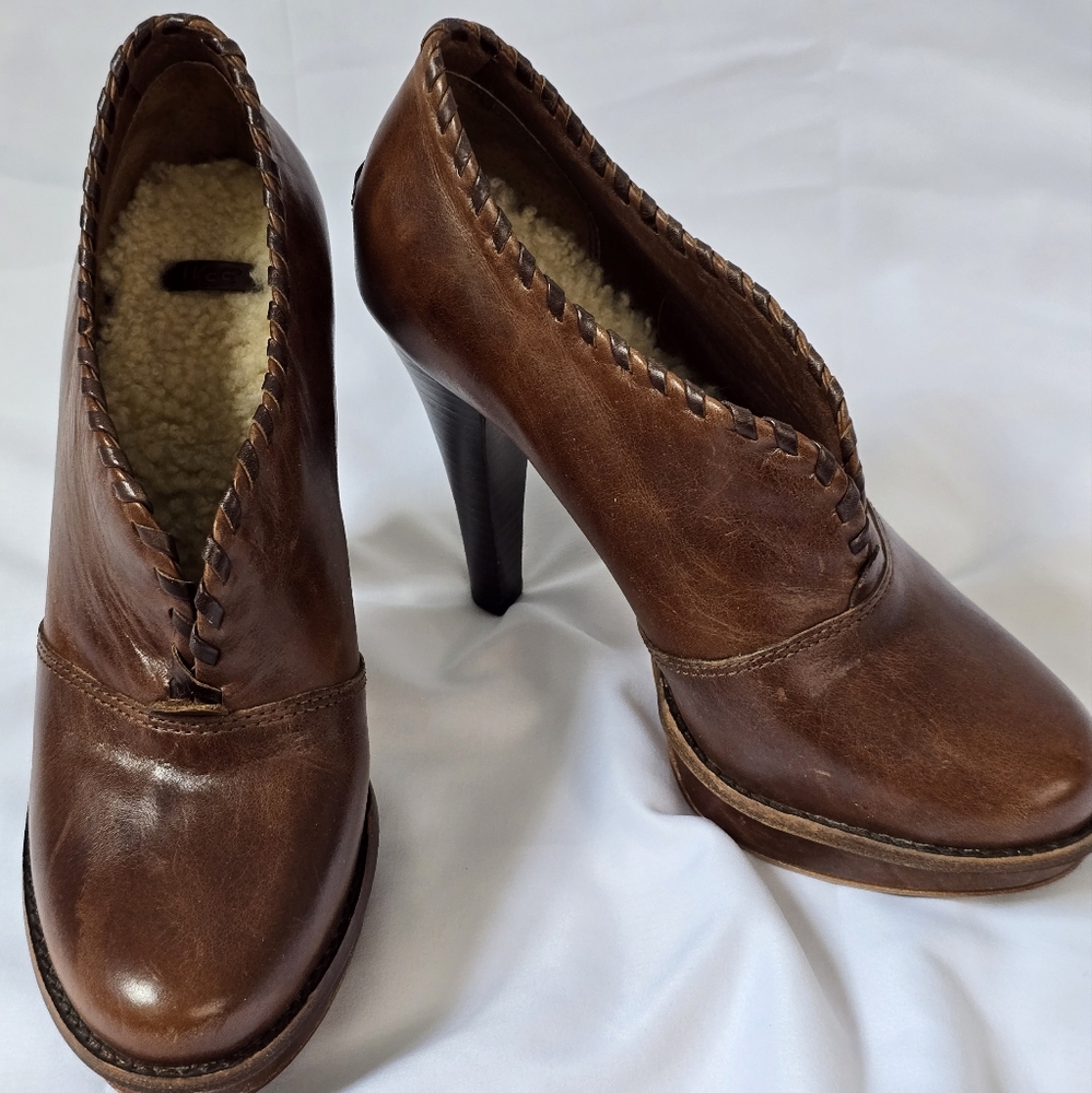 Ugg Jamison Brown Leather And Sheepskin Heeled Booties - Picture 4 of 6